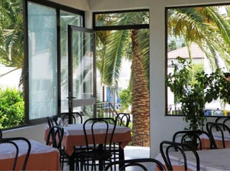 Lounge or bar