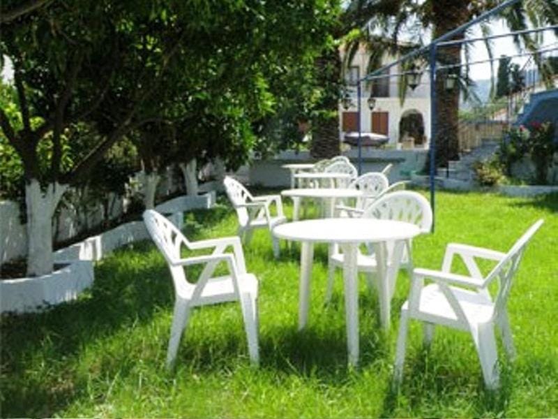 Day, Lounge or bar