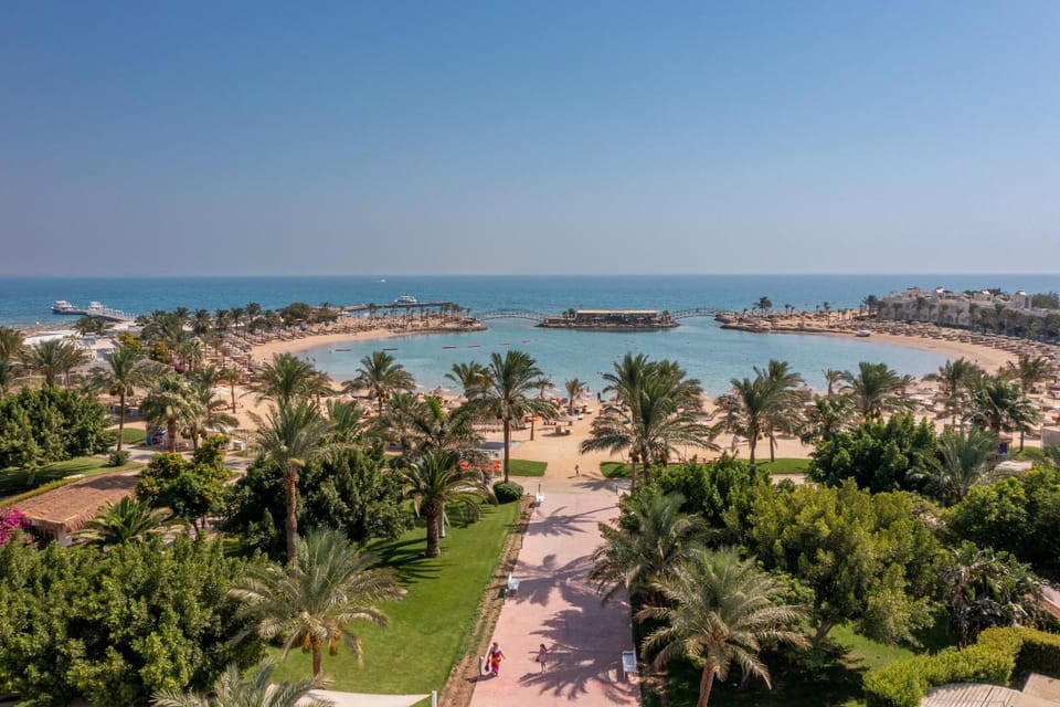 Garden, View (from property/room), Beach