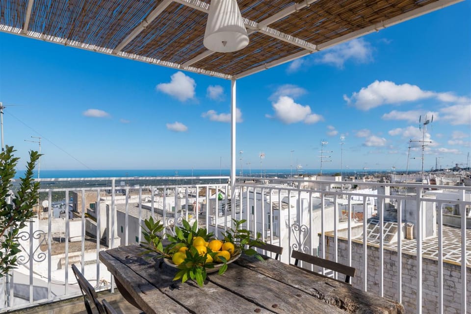 Natural landscape, Bird's eye view, View (from property/room), Balcony/Terrace, Seating area, City view, Landmark view, Sea view, Street view