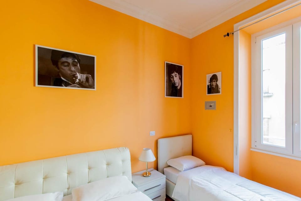 Flower guesthouse Bed and Breakfast in Rome