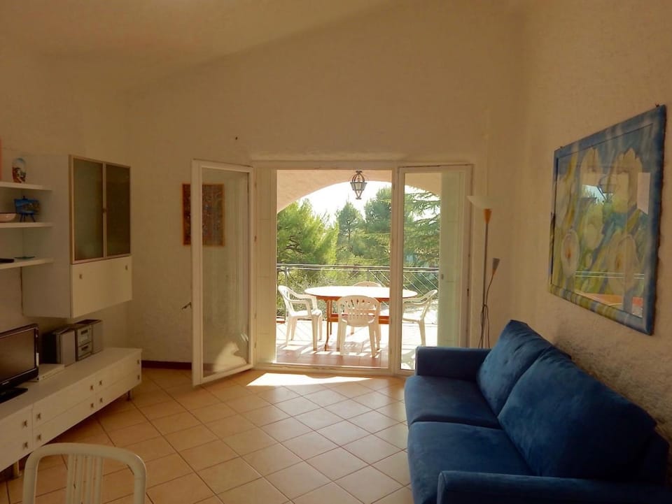 N083 - Numana, trilocale con terrazzo panoramico Apartment in Marche