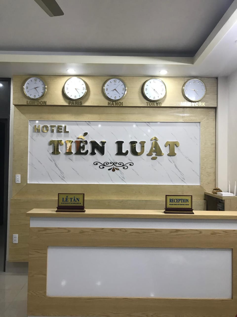 TIẾN LUẬT Hotel in Laos
