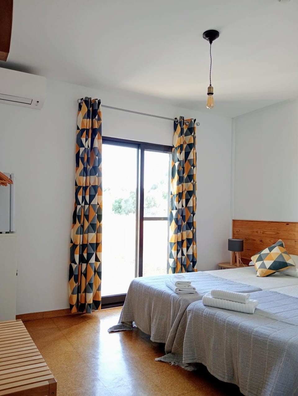 Bed, Bedroom, towels, air conditioner