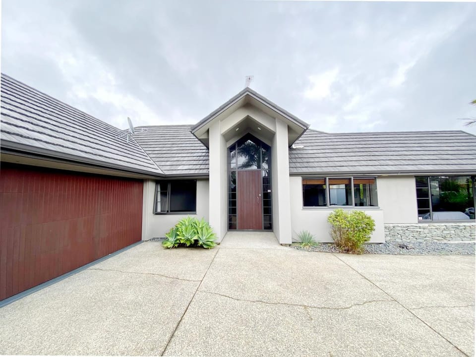 Stunning Family Home House in Auckland