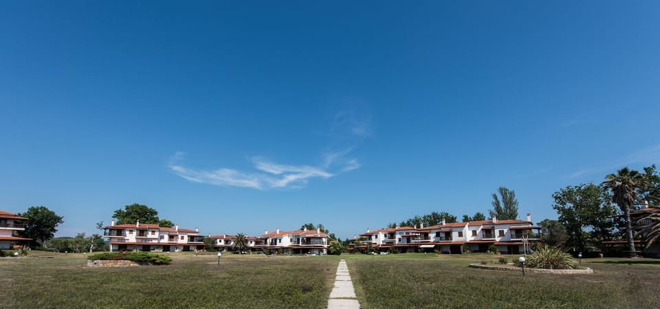 Nearby landmark, Neighbourhood