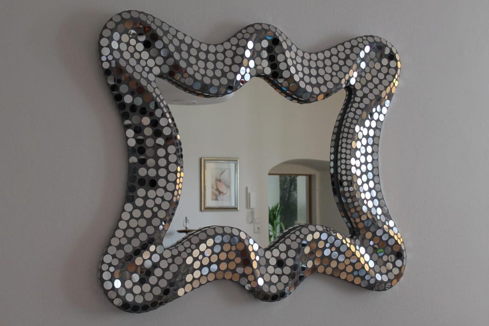 Decorative detail