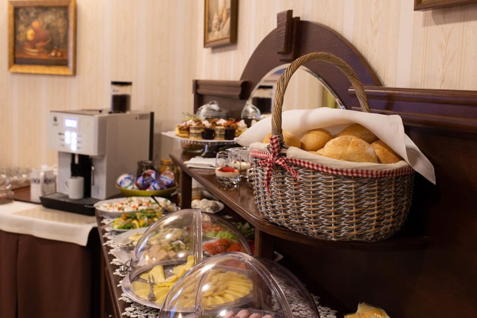 Breakfast, Buffet breakfast