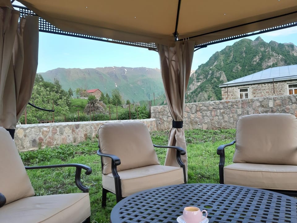 Seating area, Mountain view