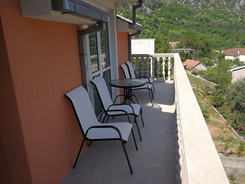 Balcony/Terrace, City view, Mountain view, Sea view