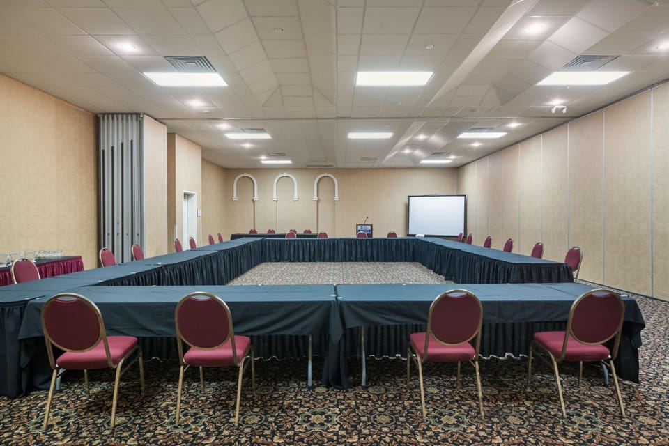 Meeting/conference room