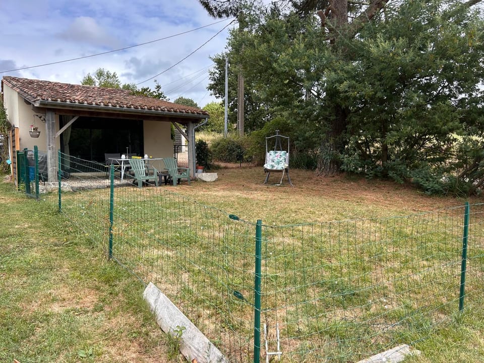 La Porcherie House in Nouvelle-Aquitaine