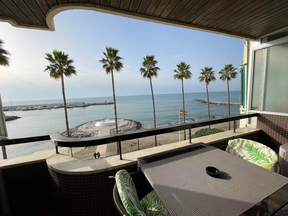 View (from property/room), Balcony/Terrace, Sea view
