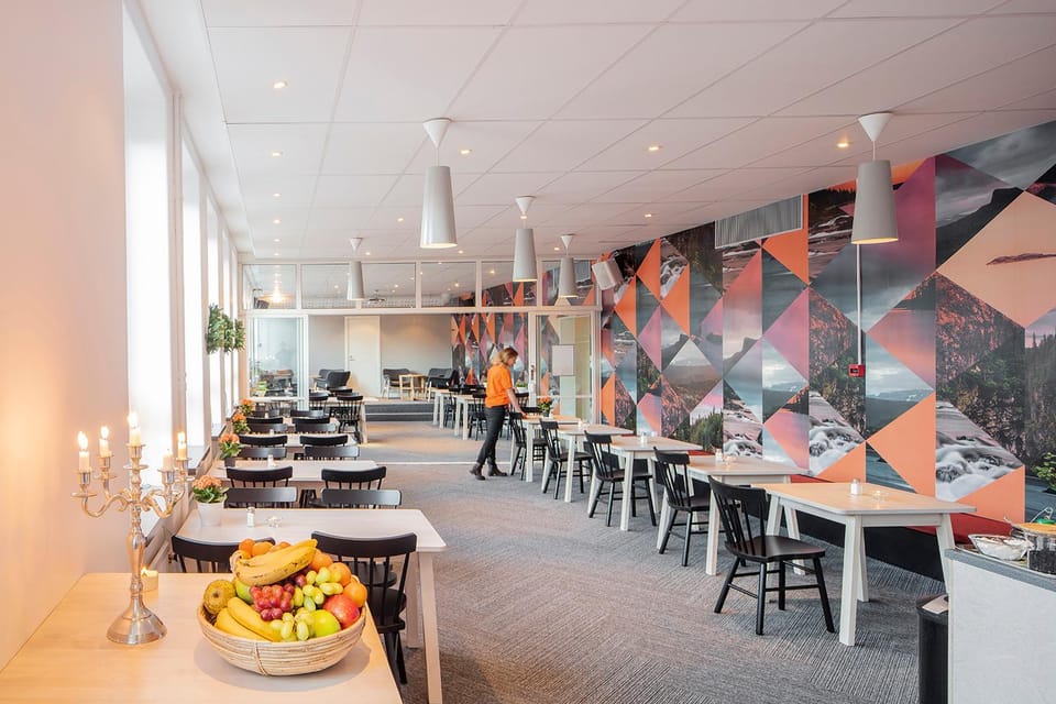Dining area, Food, Buffet breakfast