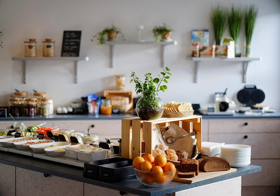Breakfast, Buffet breakfast