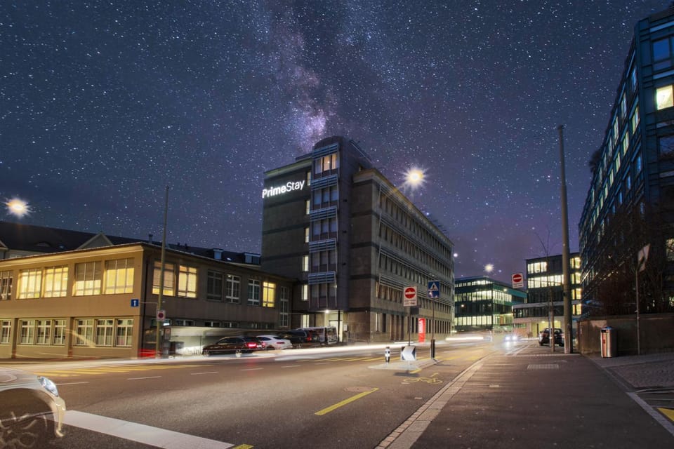 Property building, Facade/entrance