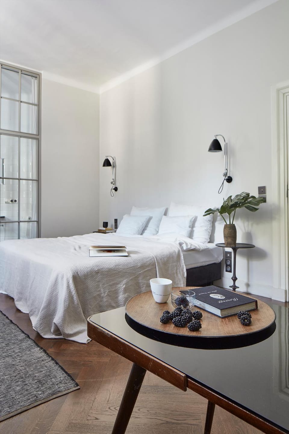Bed, Dining area, Bedroom, Garden view, Inner courtyard view