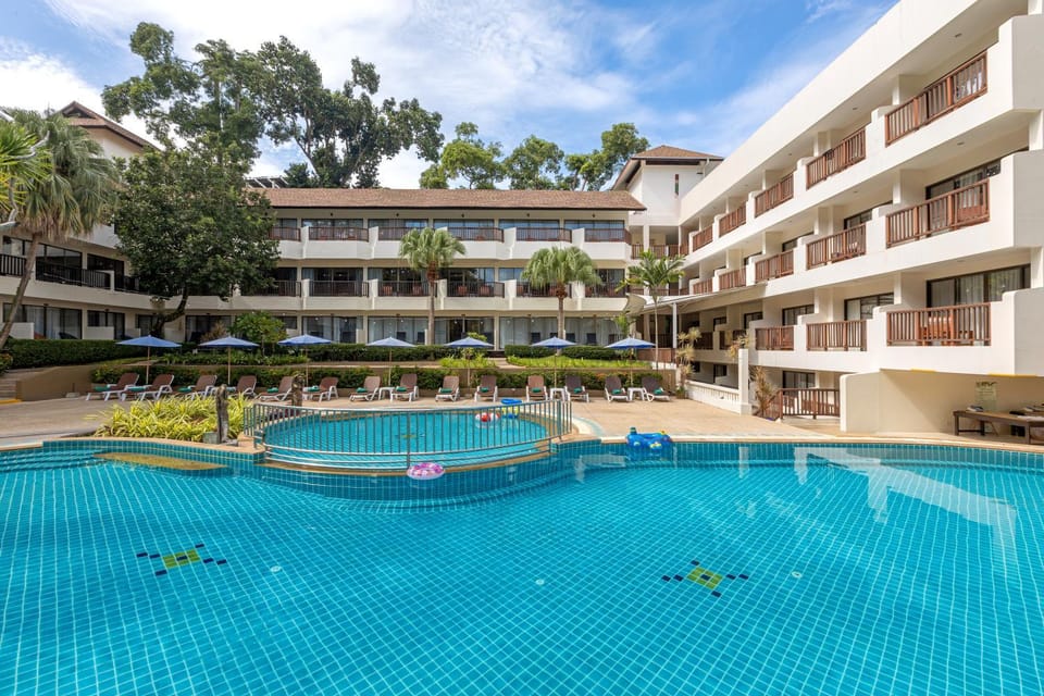 Property building, Swimming pool