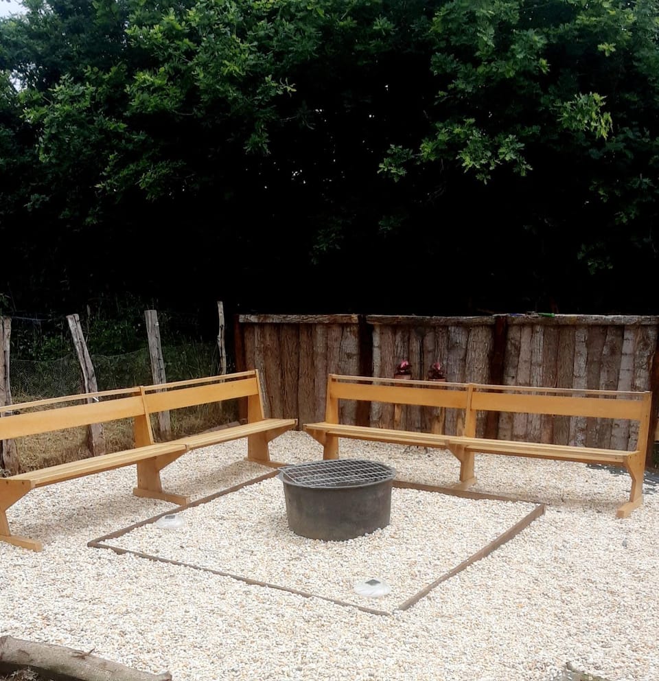 LPC Naturiste Accommodation - Adult Only NATURIST Bed and Breakfast in Normandy