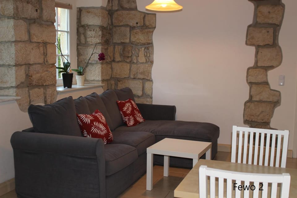 TV and multimedia, Living room, Photo of the whole room, Seating area