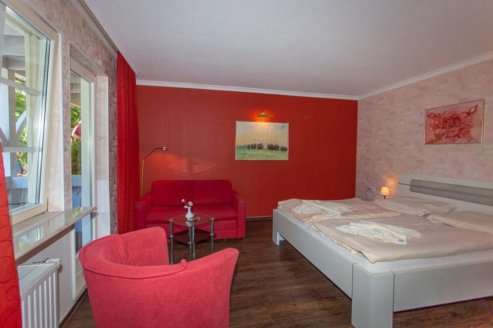 Living room, Photo of the whole room, Bedroom