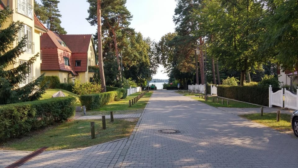 Neighbourhood, Other, Area and facilities