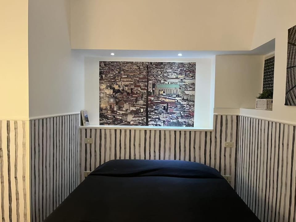 Bed, Library, TV and multimedia, Bedroom, wardrobe