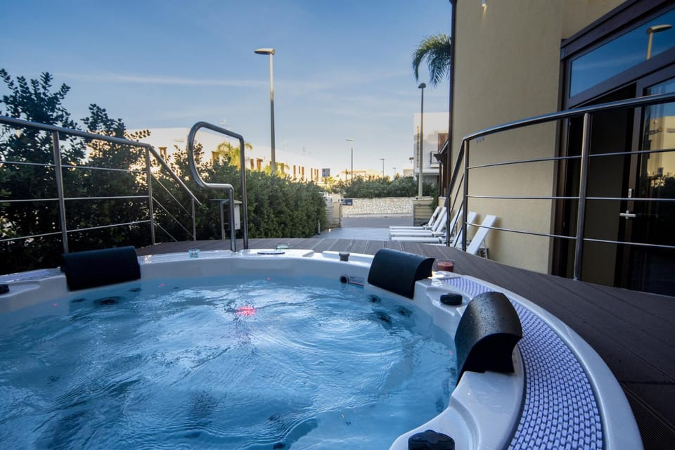Hot Tub, Solarium, Spa and wellness centre/facilities, Open Air Bath
