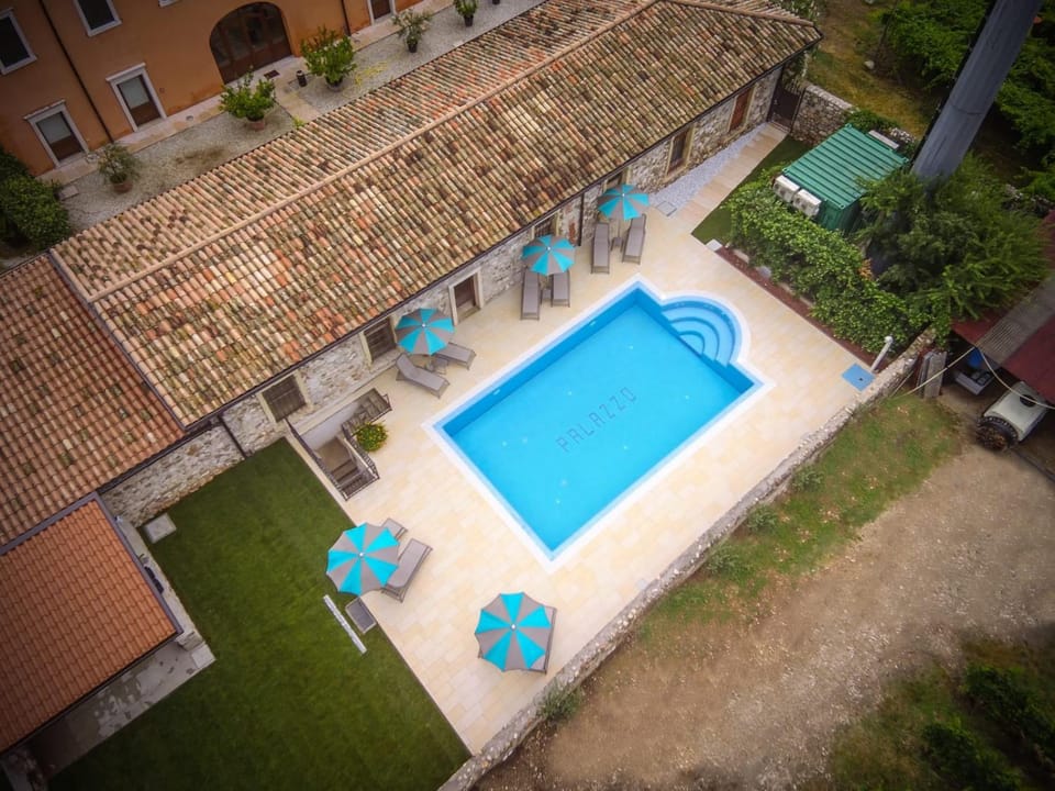 Bird's eye view, Hot Tub, Swimming pool, Swimming pool