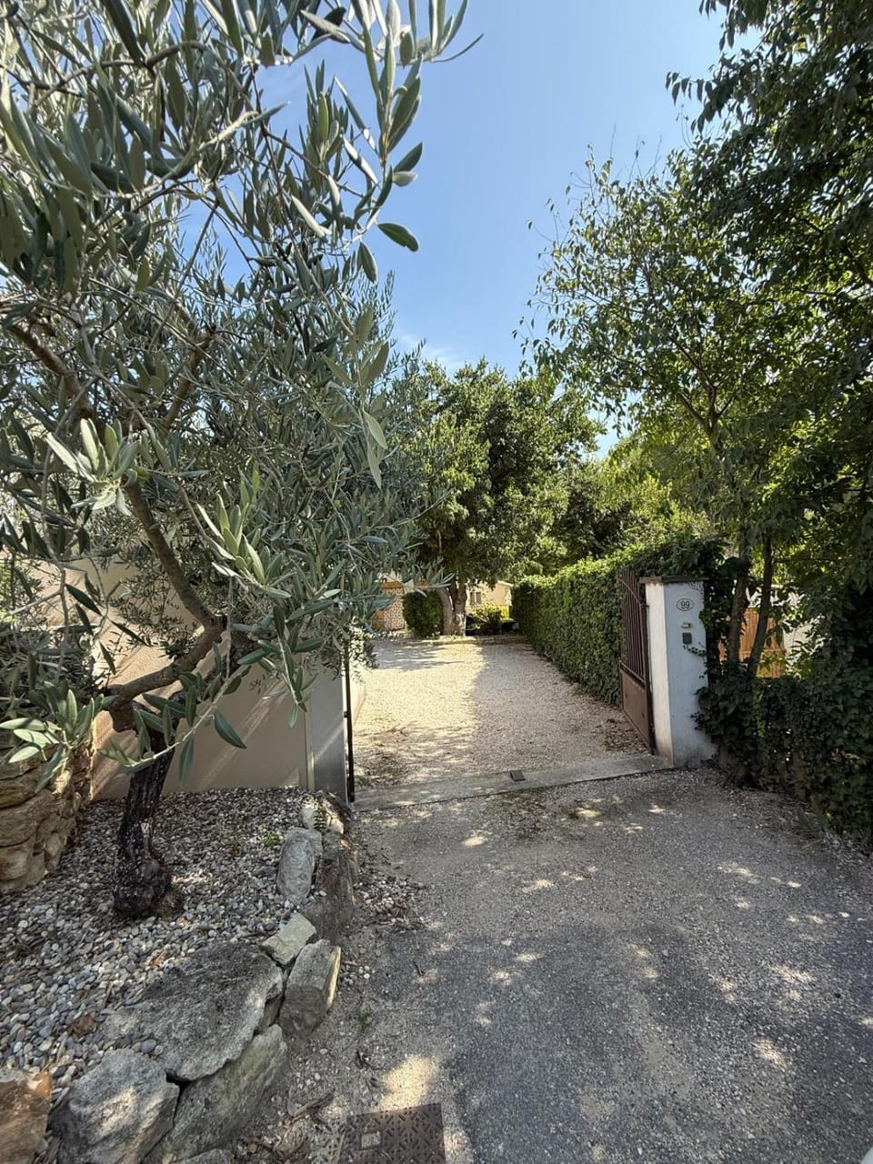 Gite Pont de Crillon House in Bédoin