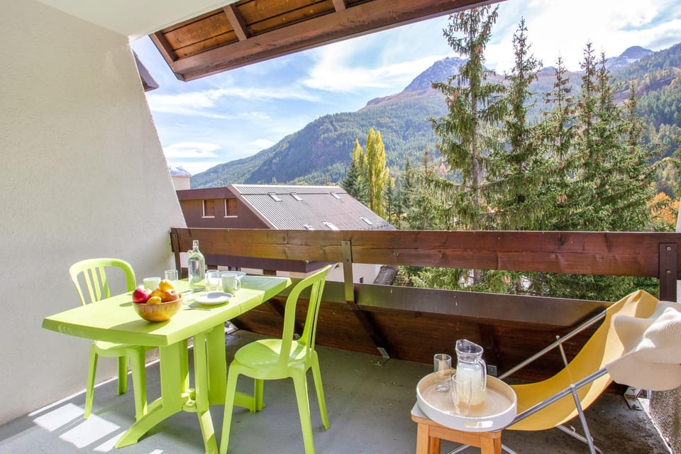 Day, Balcony/Terrace, Mountain view