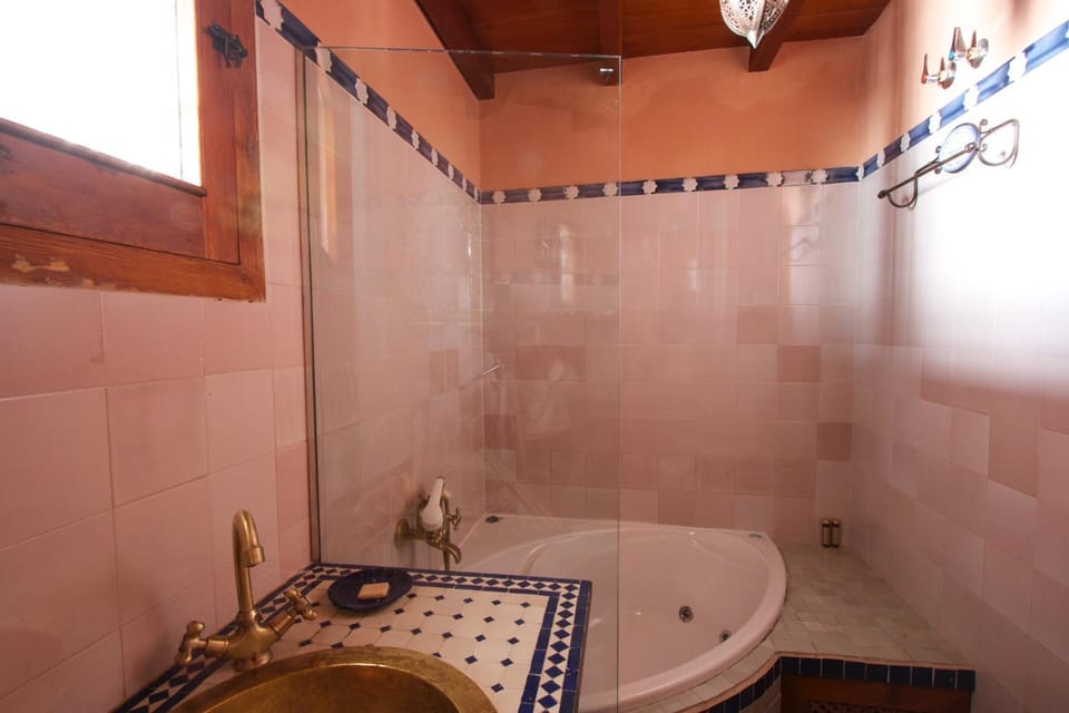 Bathroom, Bath