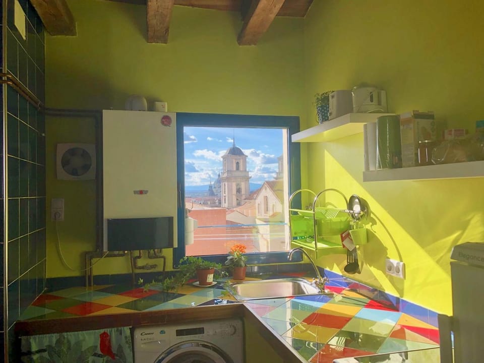 Ático de Mowgli - SOL Apartment in Centro