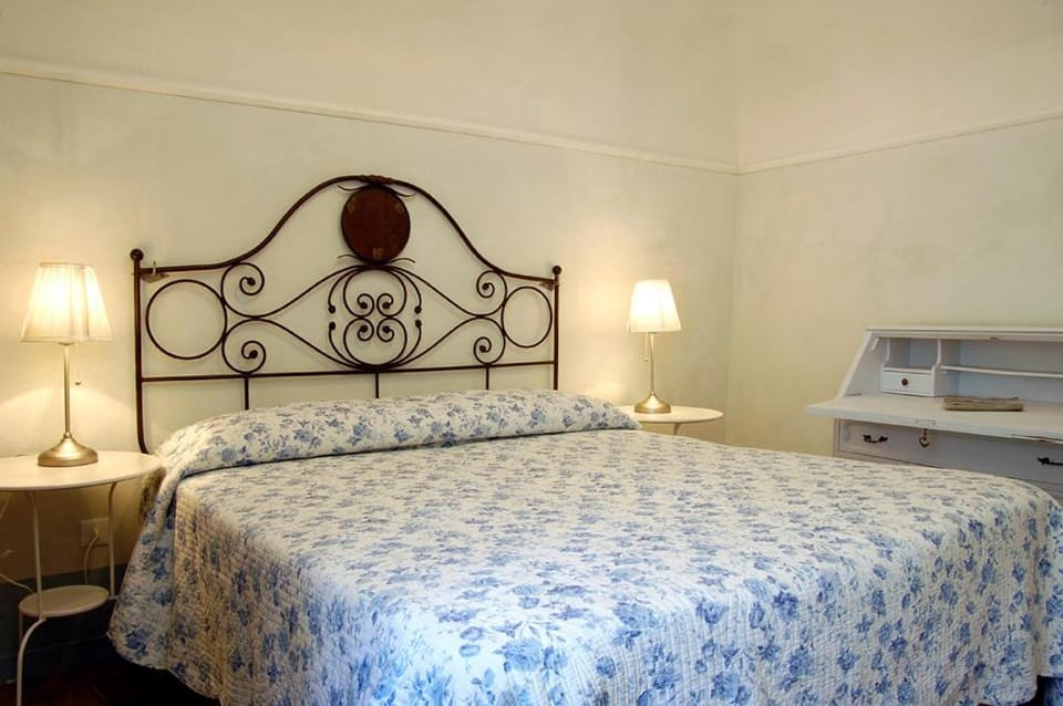 La Casa dei Nonni Castelbianco Bed and Breakfast in Liguria