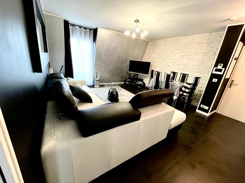 Appartement near Disney Parks Apartment in Chessy