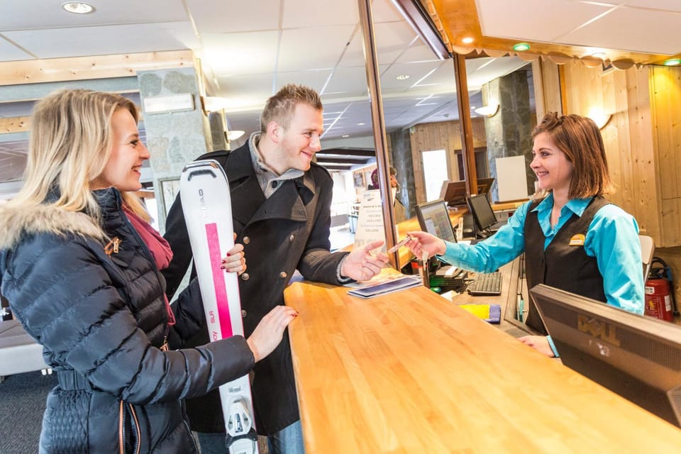 Staff, Guests, Family