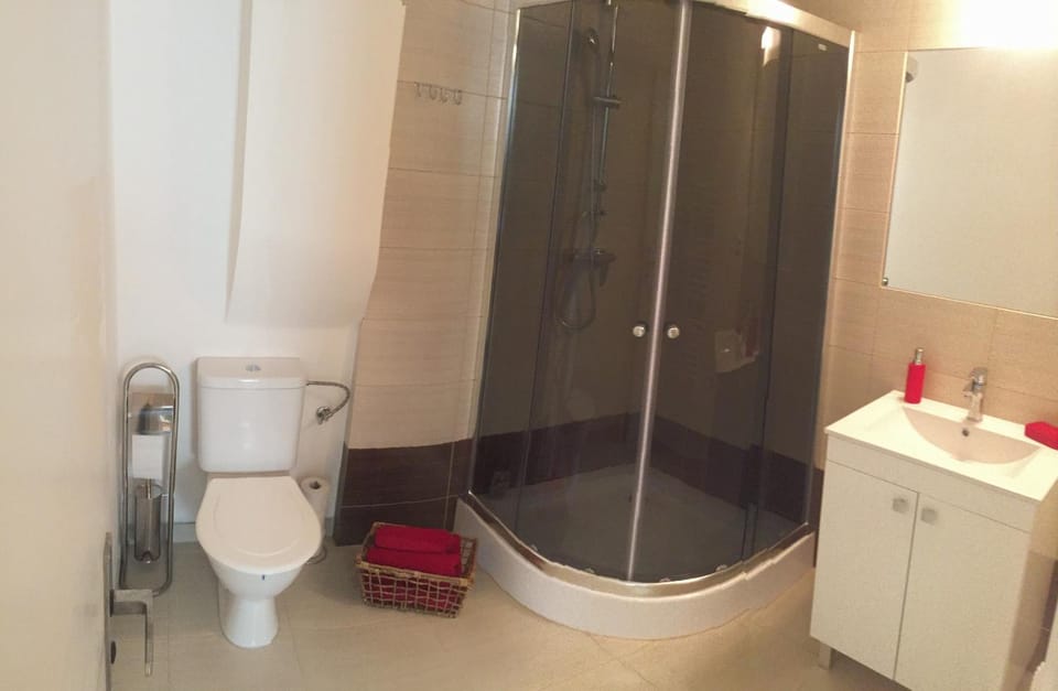 Shower, Bathroom