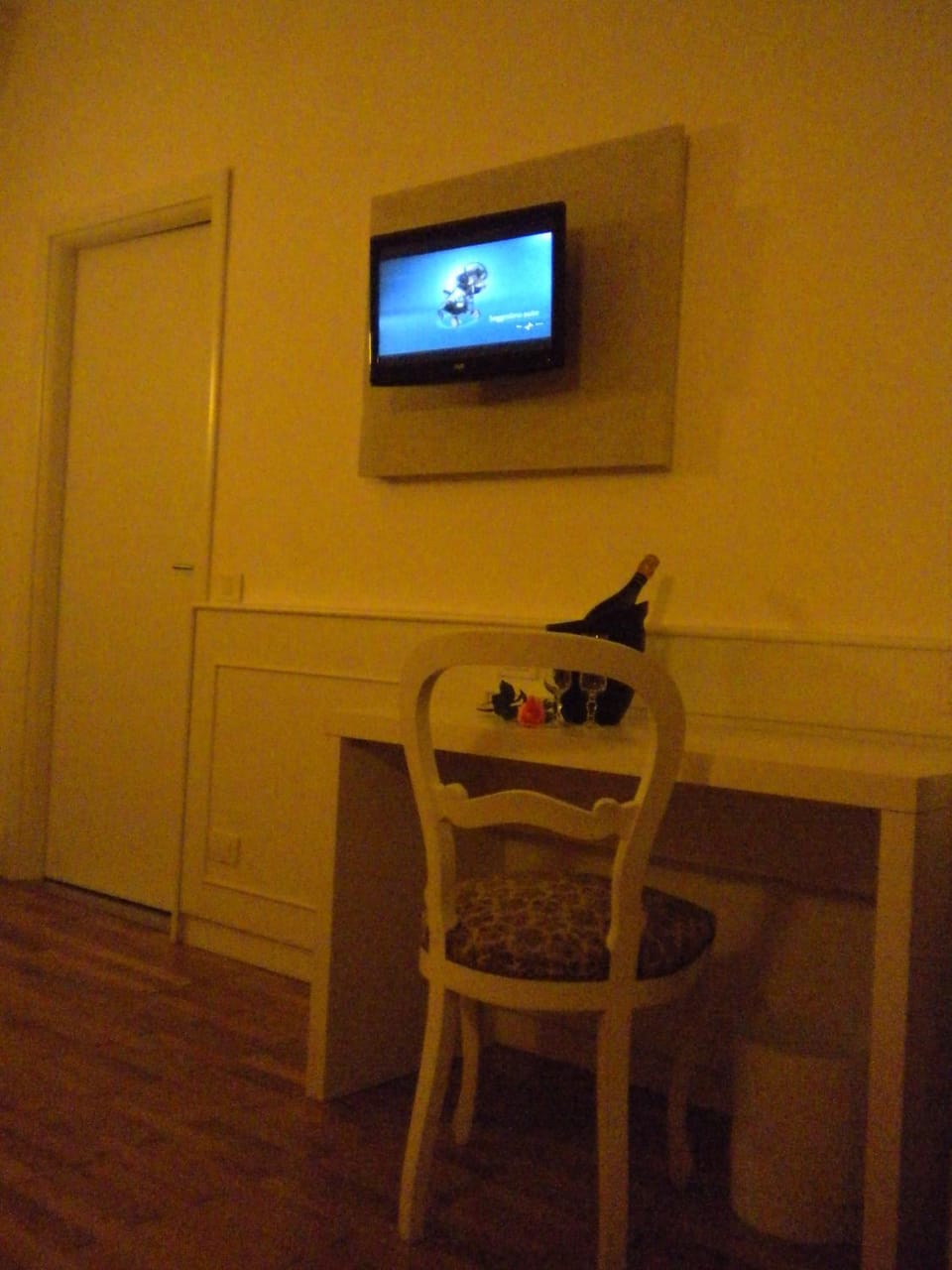 TV and multimedia, Decorative detail