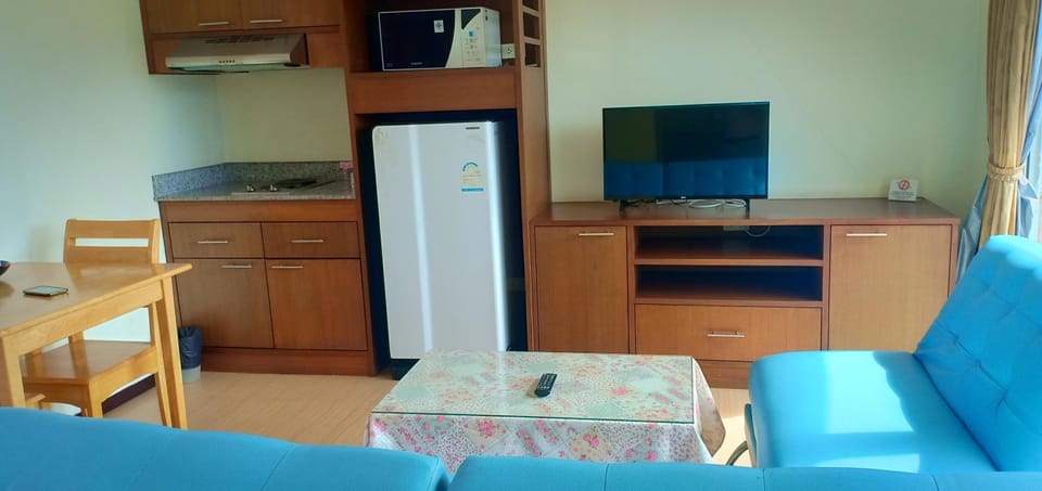 The Icon Place 2 @ Nurn Plub Wan Apartment hotel in Pattaya City