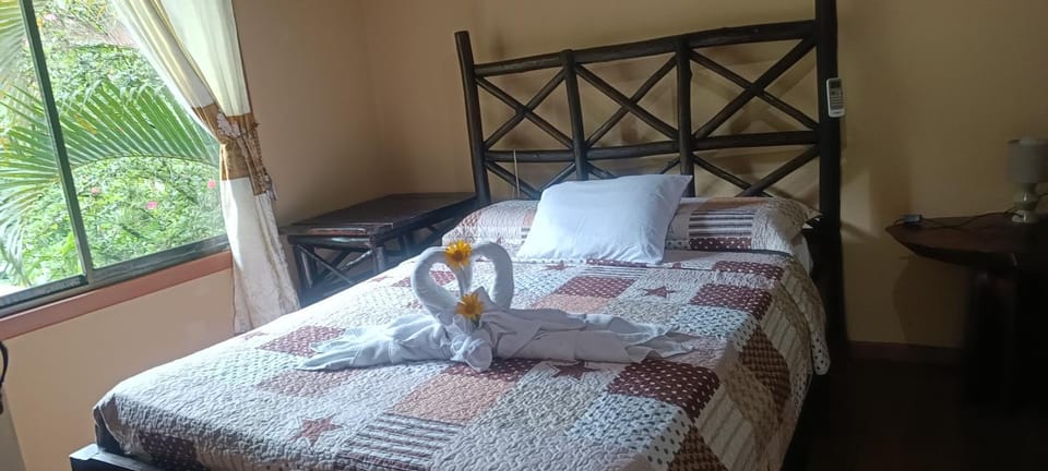 Cabañas Tico Gringo Apartment in Puntarenas Province