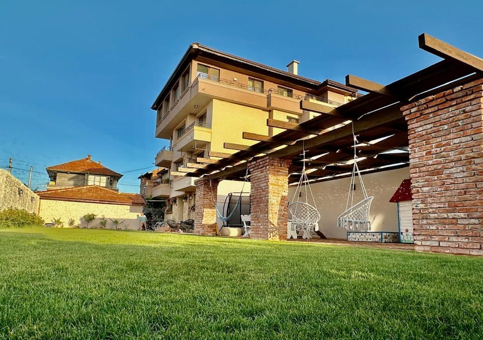 Къщата в Ахелой House in Burgas Province