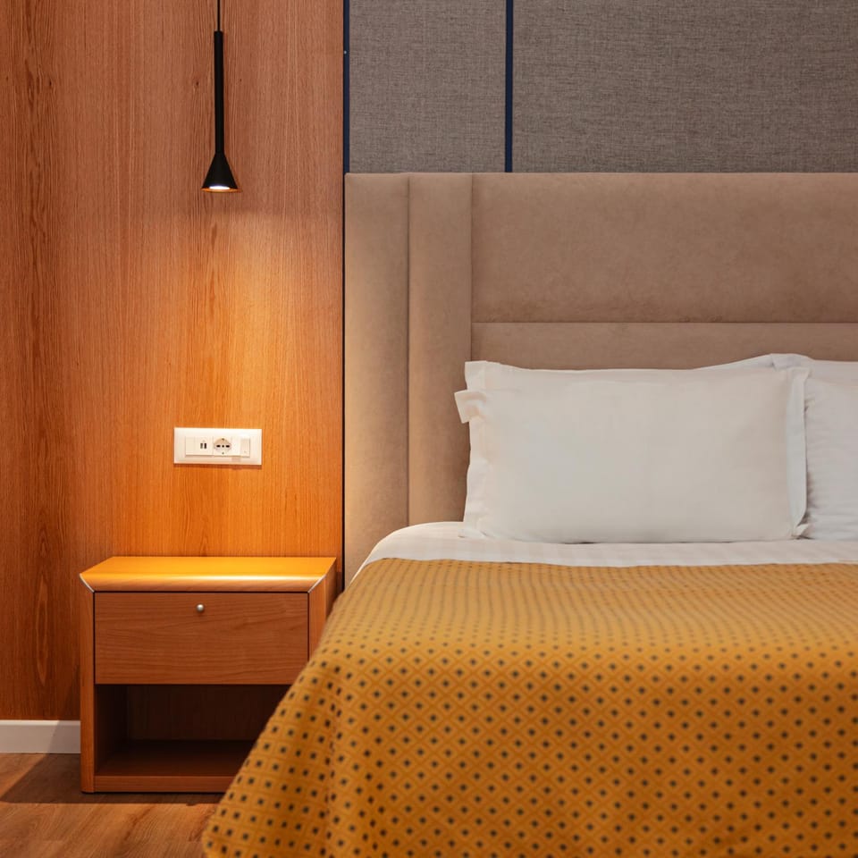 Bed, Photo of the whole room