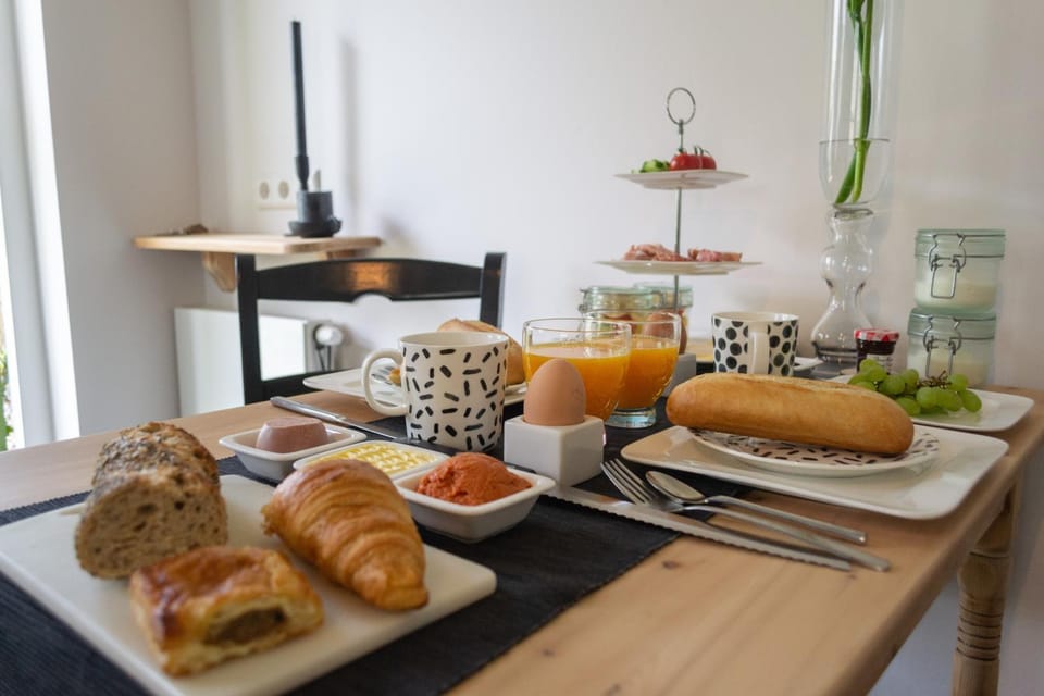 Food and drinks, Food, Breakfast, Breakfast, Continental breakfast