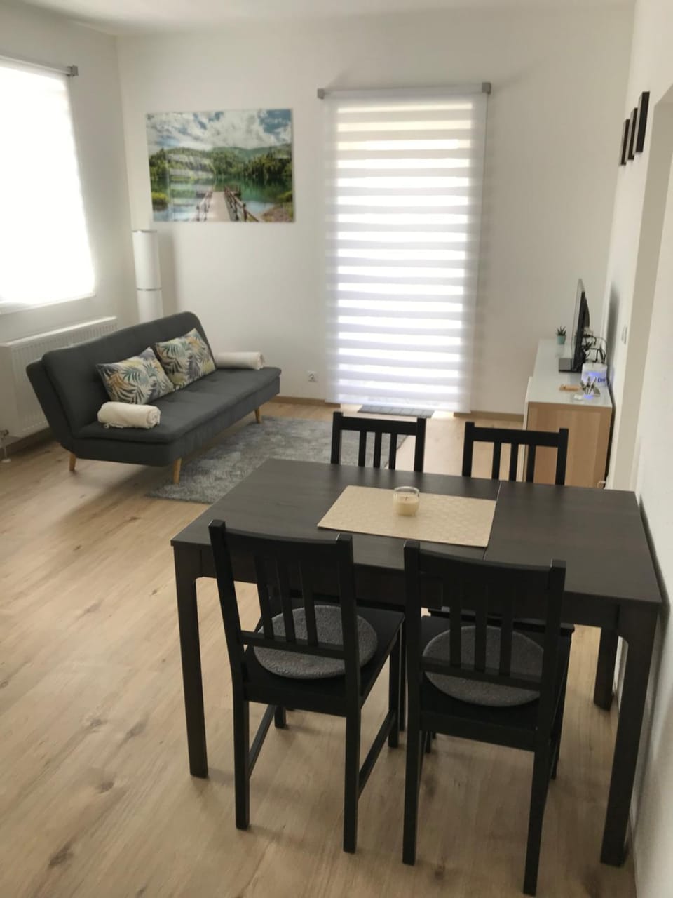 Living room, Seating area, Dining area