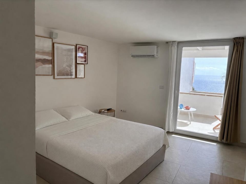 Puerto Escondido Bed and Breakfast in Castro