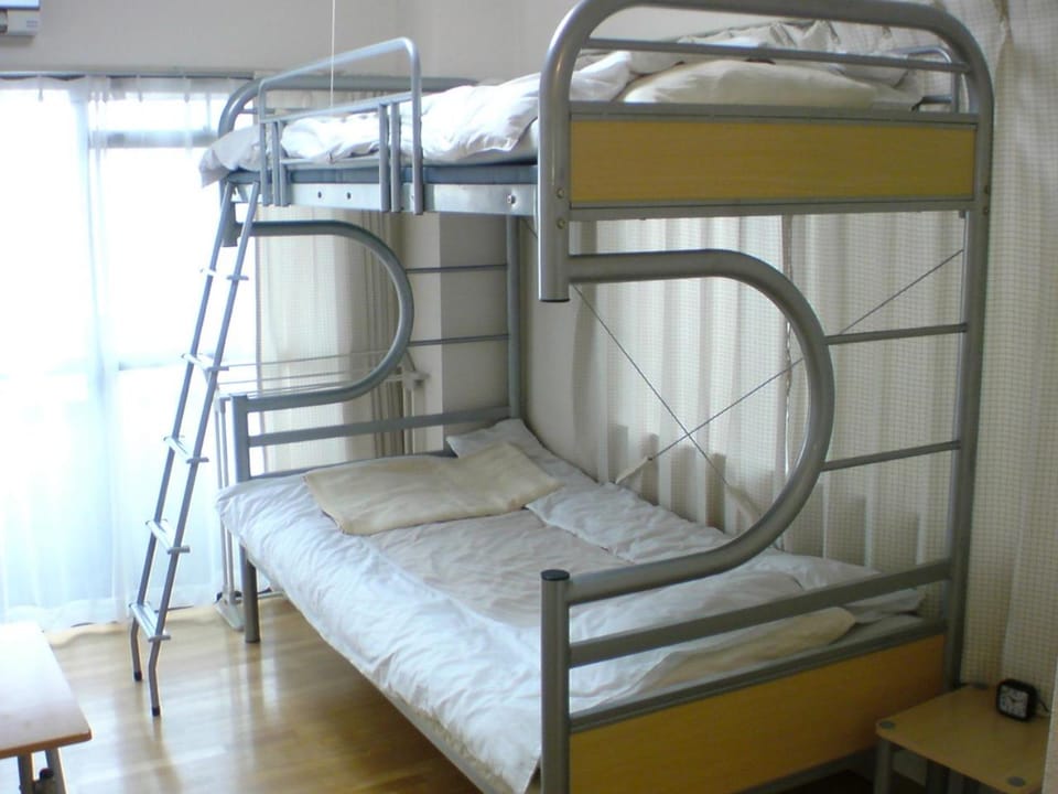 Day, bunk bed