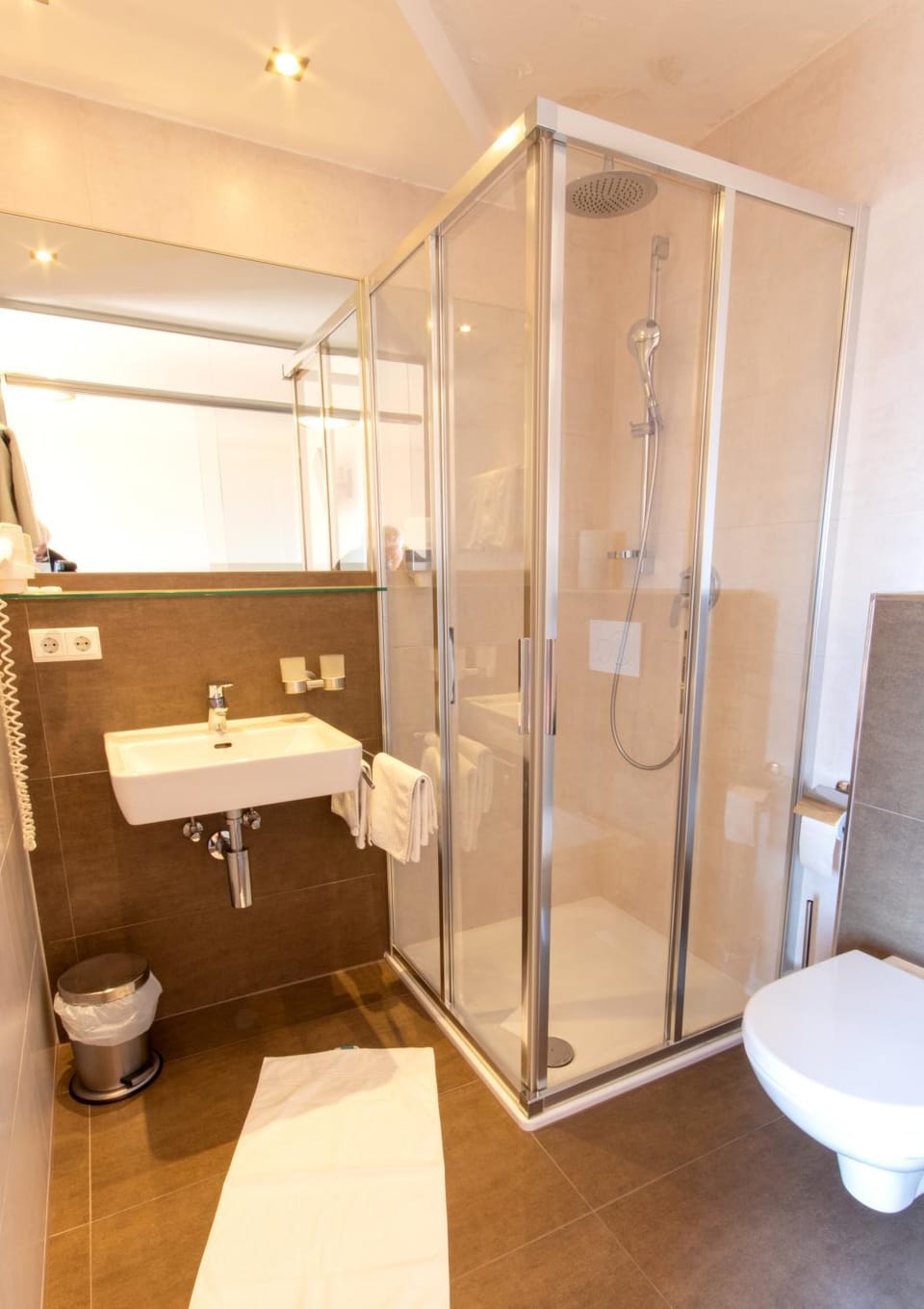 Café Pension Alpina Bed and Breakfast in Innsbruck