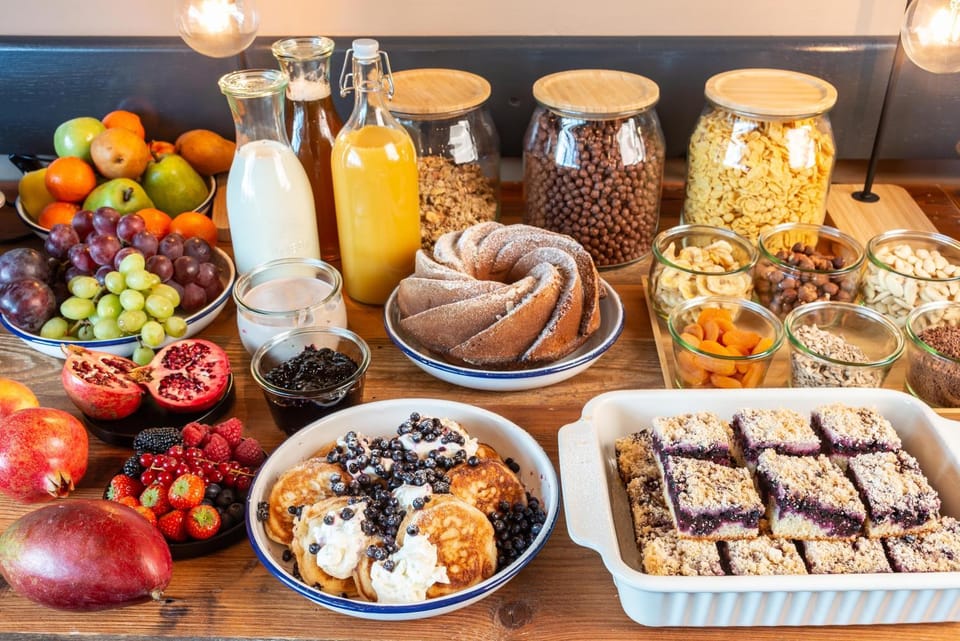Breakfast, Buffet breakfast