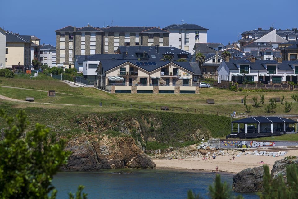Facade/entrance, Beach