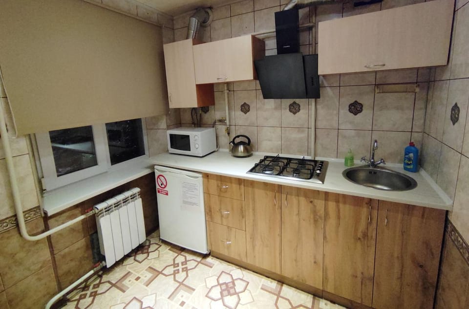 Kitchen or kitchenette, Food and drinks, Photo of the whole room